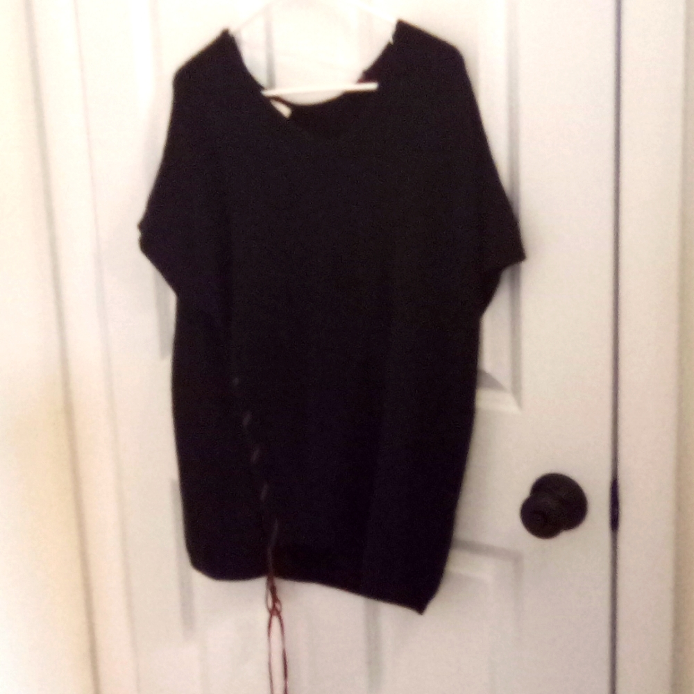 NWT Chicos short sleeve sweater size 2 womens